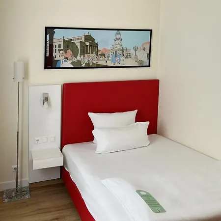 Garner Hotel Berlin - Checkpoint Charlie By Ihg Exterior photo