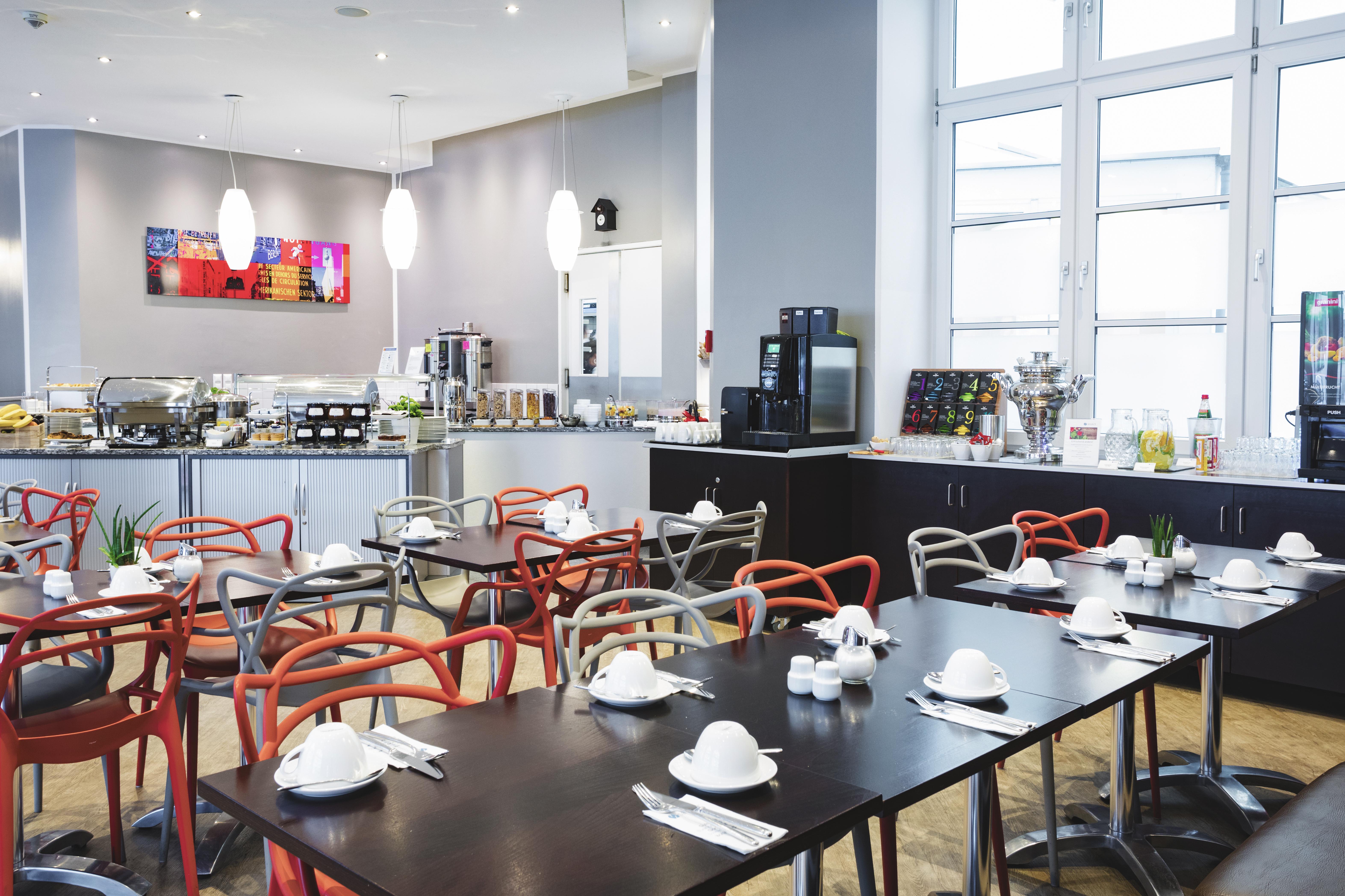 Отель Garner - Checkpoint Charlie By Ihg